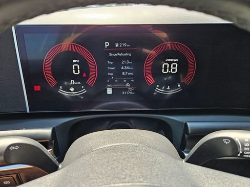 Used 2025 Hyundai Tucson SEL AWD/4WD image 30