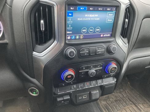 Used 2022 Chevrolet Silverado 2500 LT w/ Convenience Package AWD/4WD image 15