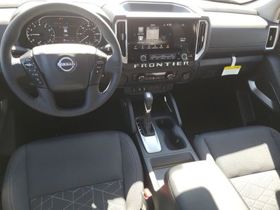 New 2026 Nissan Frontier SV w/ SV Convenience Package