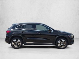 Used 2025 Mercedes-Benz GLA 250 video 4