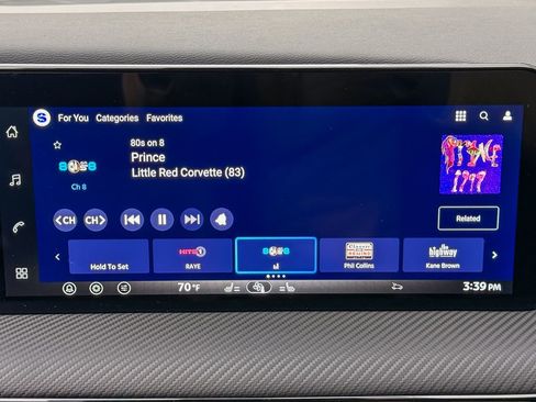 New 2026 Nissan Kicks SR image 21