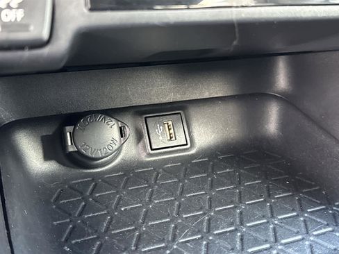 Used 2024 Toyota RAV4 XLE image 26