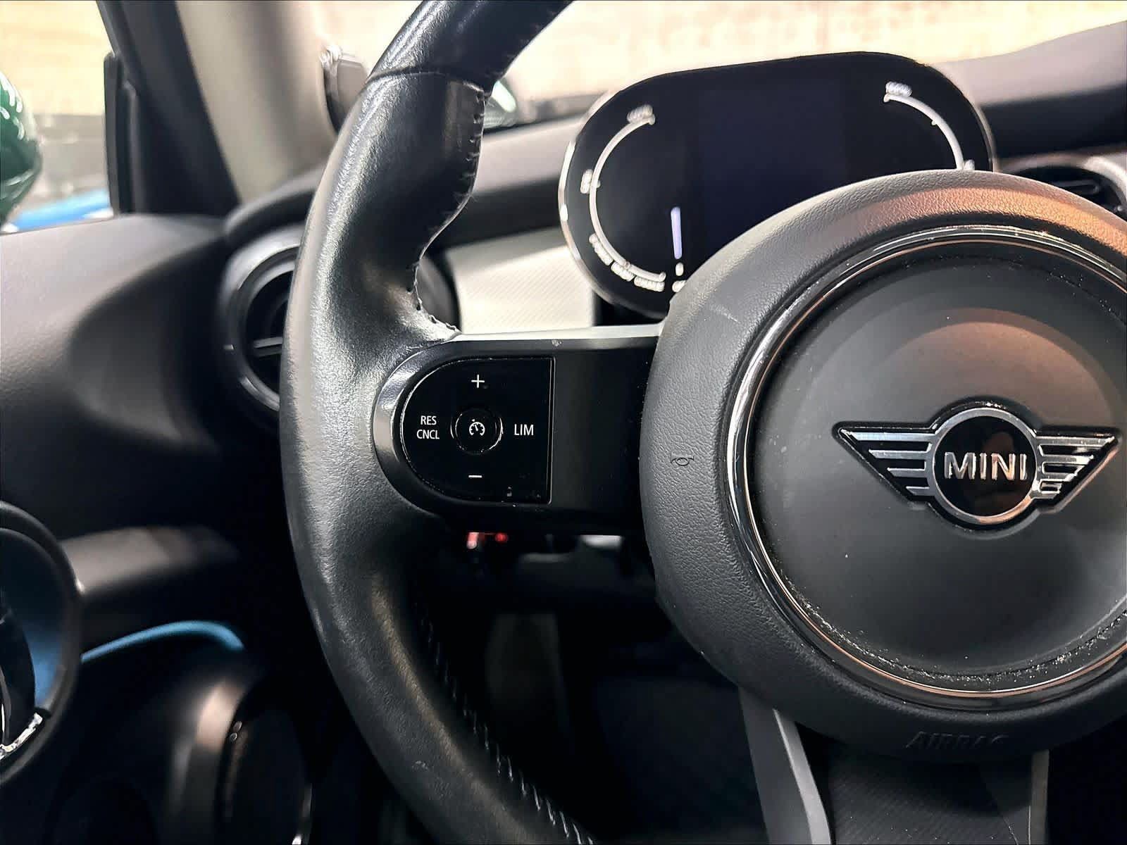 Used 2024 MINI Cooper SE FWD image 21