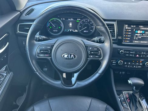 Used 2019 Kia Niro EX Premium w/ Sunroof Package image 14