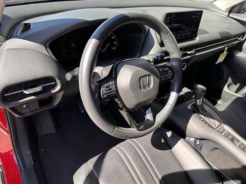 Used 2023 Honda HR-V EX-L image 9