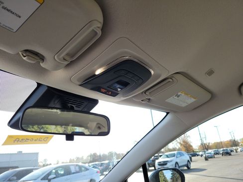 Used 2024 Toyota Corolla LE image 18