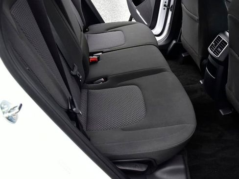 Certified 2025 Kia Sportage LX AWD/4WD image 13