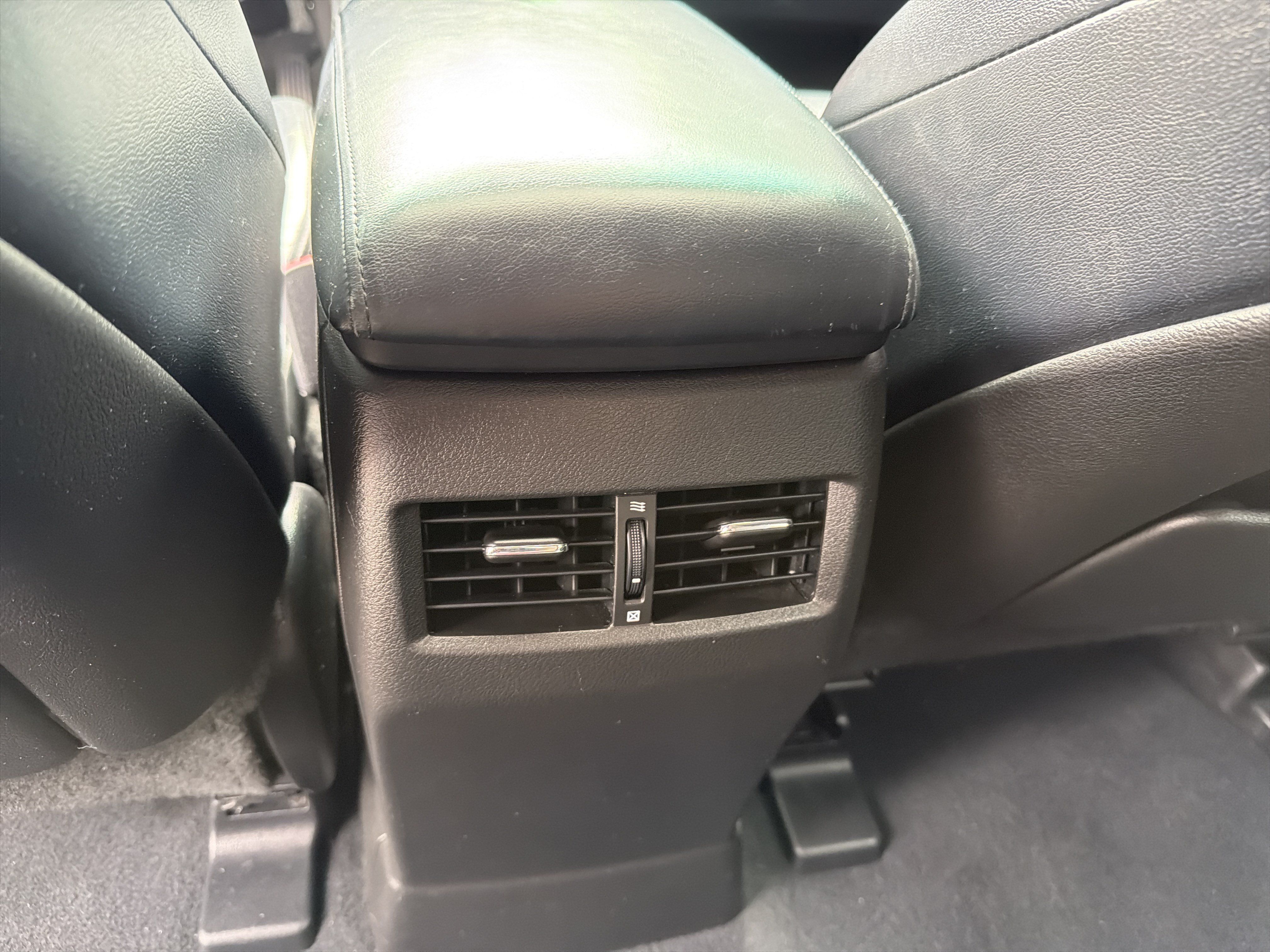 Used 2010 Lexus RX 350 AWD image 11