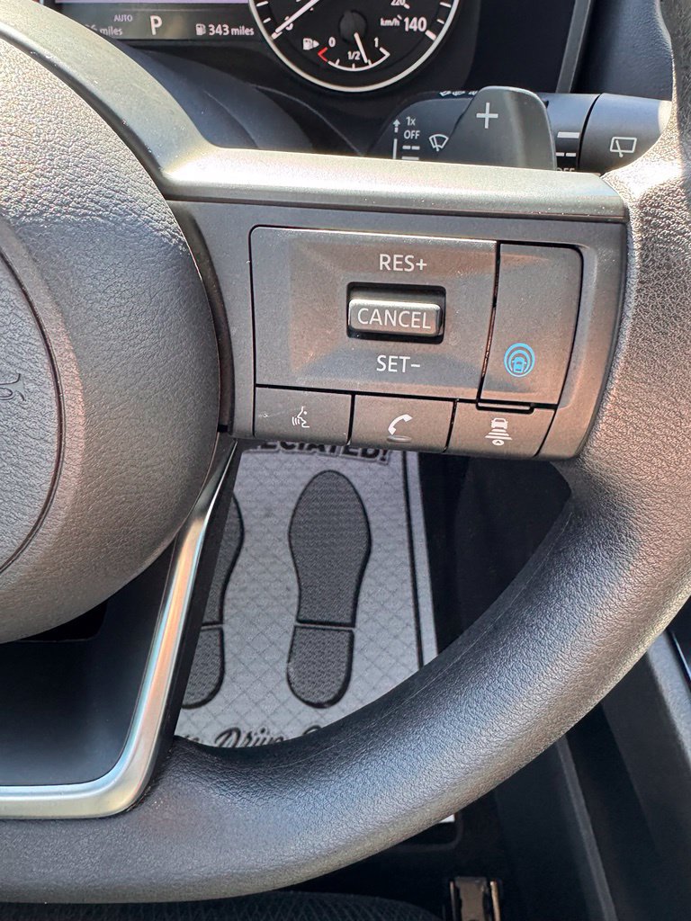 Used 2024 Nissan Rogue SV AWD/4WD image 28