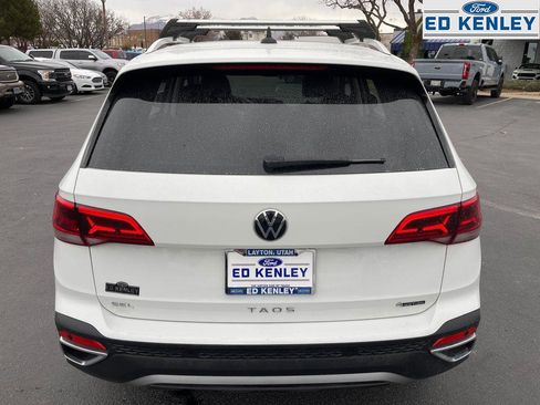 Used 2023 Volkswagen Taos SEL image 26