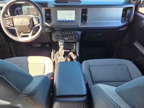 Used 2022 Ford Bronco Outer Banks image 8