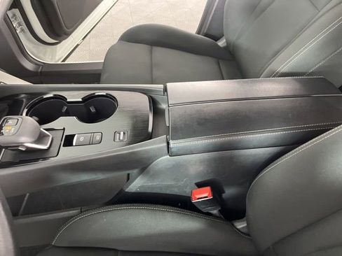 Used 2023 Nissan Rogue S FWD image 28