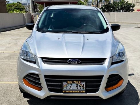 Used 2016 Ford Escape S image 2