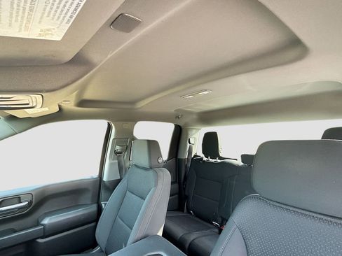 Used 2023 GMC Sierra 1500 Pro w/ Pro Value Package image 17