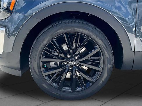 Certified 2022 Kia Telluride SX FWD image 10