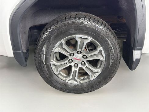 Used 2020 GMC Sierra 1500 SLE w/ SLE Value Package AWD/4WD image 35