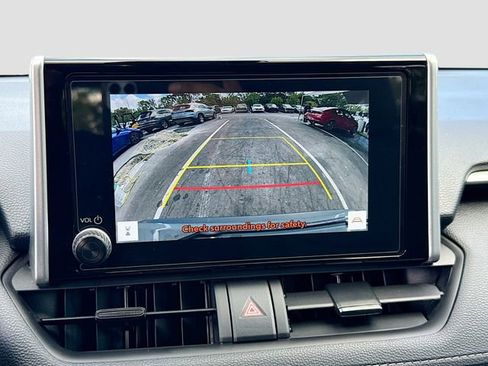 Used 2025 Toyota RAV4 XLE w/ Convenience Package image 13