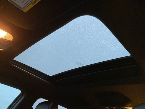 Used 2022 Dodge Durango GT image 13