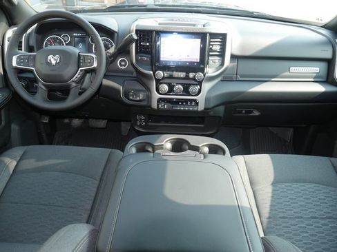 New 2026 RAM 2500 Big Horn AWD/4WD image 5