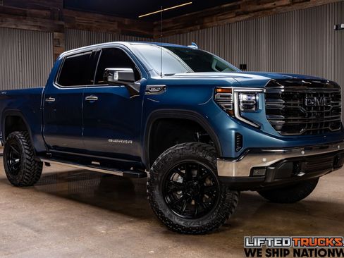 Used 2024 GMC Sierra 1500 SLT w/ SLT Premium Plus Package image 1