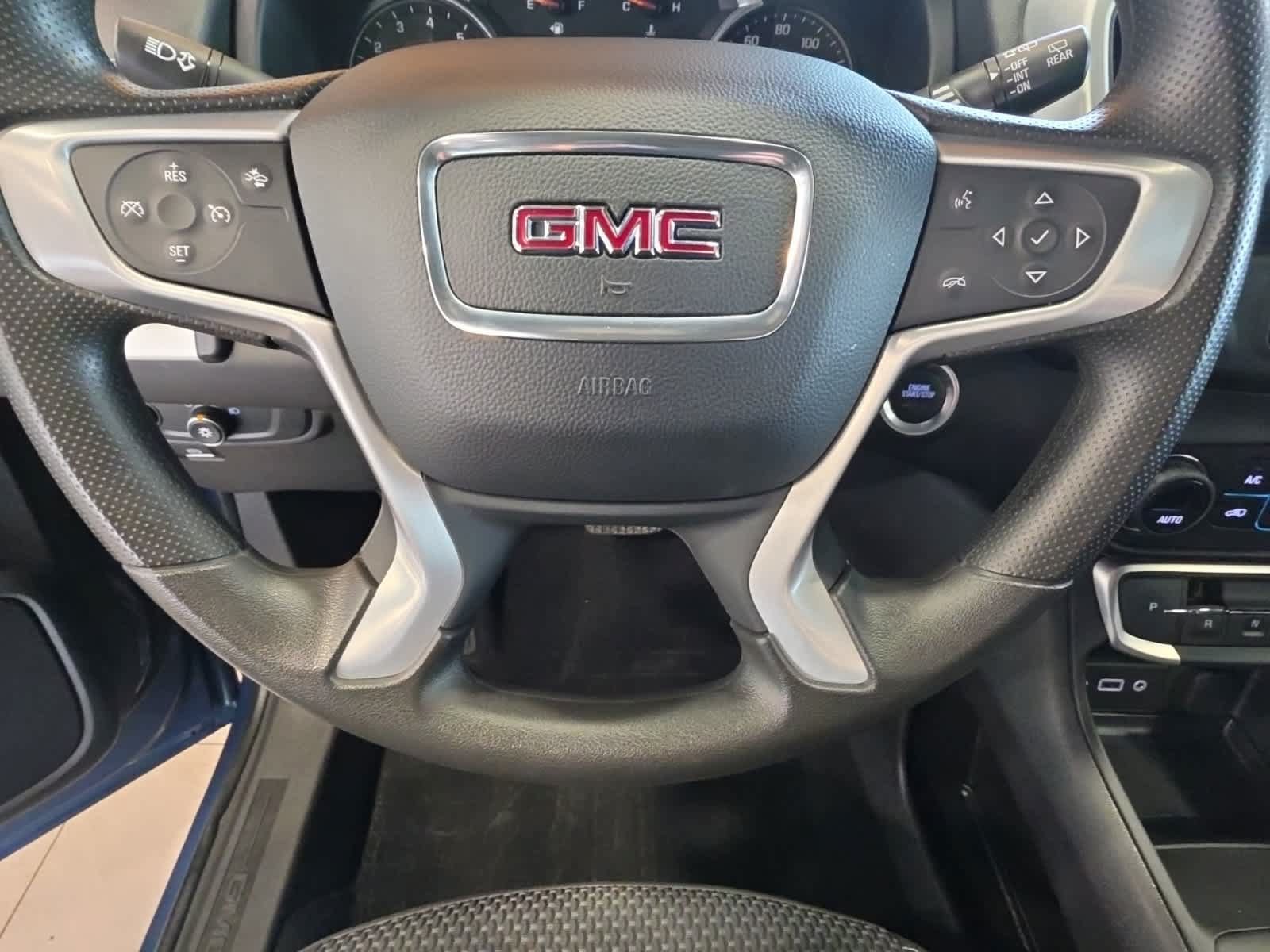 Used 2024 GMC Terrain SLE w/ Driver Convenience Package AWD/4WD image 23