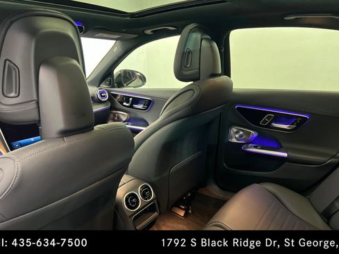 Certified 2025 Mercedes-Benz C 300 4MATIC Sedan image 19