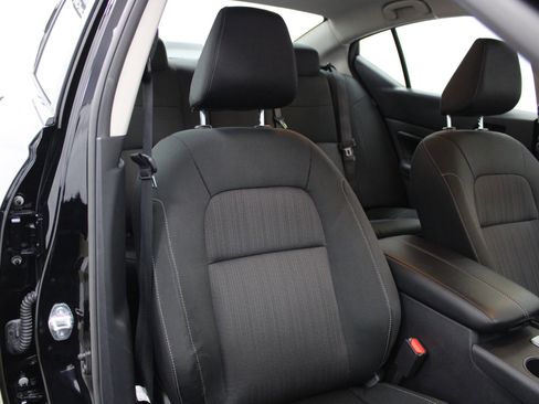 Used 2024 Nissan Altima 2.5 S image 29