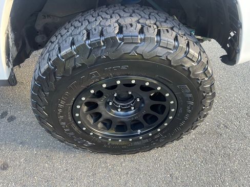 Used 2015 Toyota 4Runner Trail Premium image 18