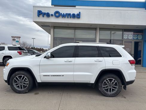 Used 2022 Jeep Grand Cherokee Limited image 8