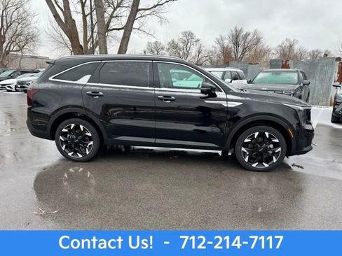 New 2025 Kia Sorento SX image 5