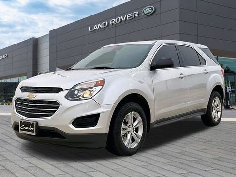 Used 2017 Chevrolet Equinox LS image 1
