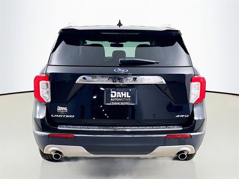 Used 2021 Ford Explorer Limited w/ Equipment Group 301A image 10