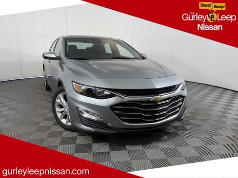 Used 2024 Chevrolet Malibu LT FWD image 1