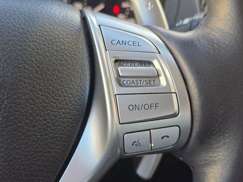 Used 2018 Nissan Altima 2.5 SR w/ SR Midnight Edition image 33