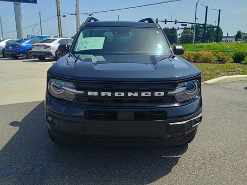 Used 2022 Ford Bronco Sport Outer Banks w/ Tech Package AWD/4WD image 2