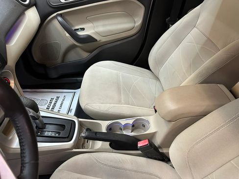 Used 2014 Ford Fiesta SE FWD image 14