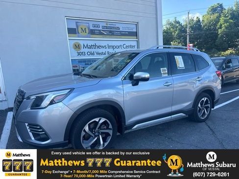 Used 2023 Subaru Forester Touring AWD/4WD image 1