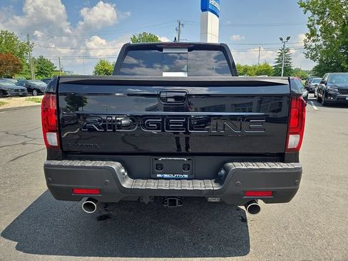 New 2026 Honda Ridgeline Black Edition image 5