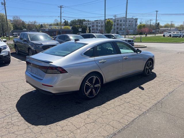 Used 2025 Honda Accord Sport image 18