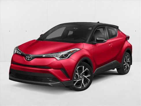 Used 2019 Toyota C-HR XLE image 1