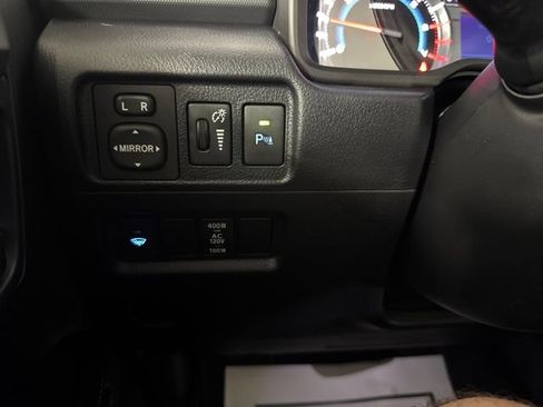 Used 2016 Toyota 4Runner Limited AWD/4WD image 19