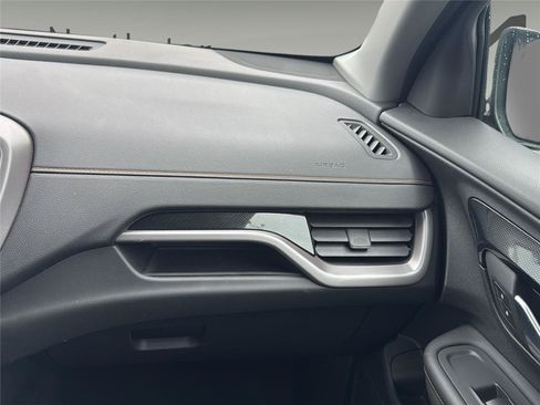 Used 2022 GMC Terrain AT4 w/ Infotainment Package II AWD/4WD image 15