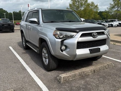 Used 2014 Toyota 4Runner SR5 Premium w/ Convenience Package AWD/4WD image 2