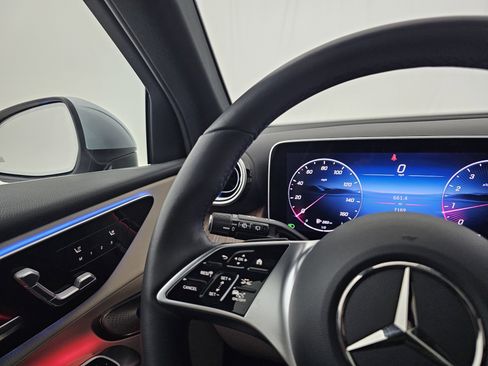 Certified 2025 Mercedes-Benz GLC 300 GLC 300 image 42