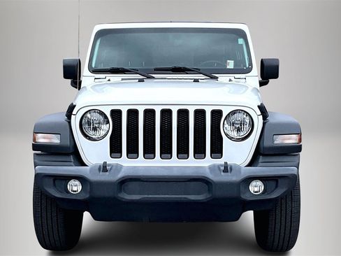 Used 2021 Jeep Wrangler Unlimited Sport image 3