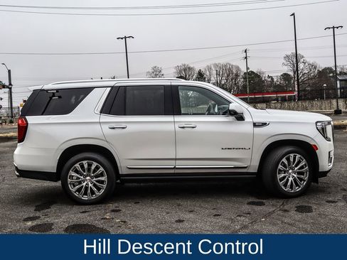 Used 2023 GMC Yukon Denali w/ Max Trailering Package image 9