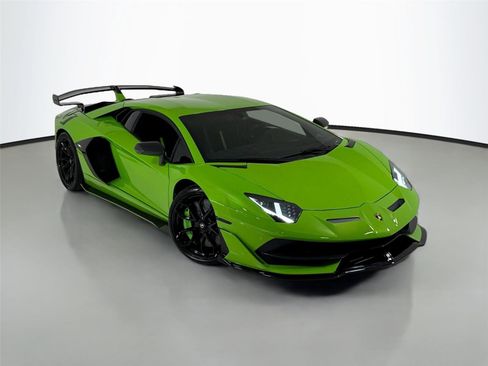 Used 2019 Lamborghini Aventador SVJ AWD/4WD image 40