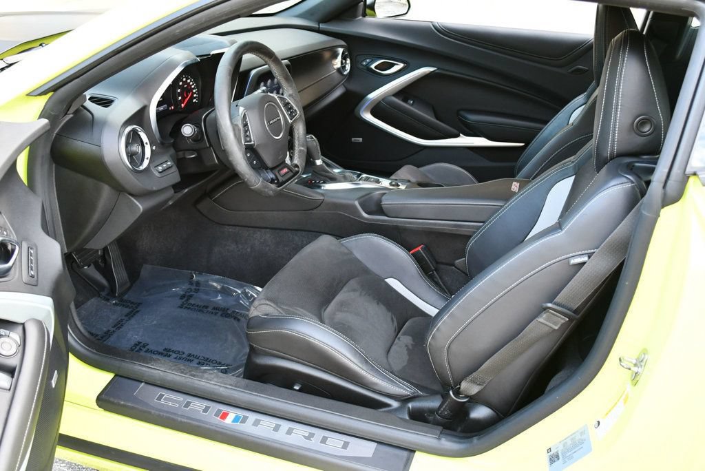 Used 2021 Chevrolet Camaro SS RWD image 15