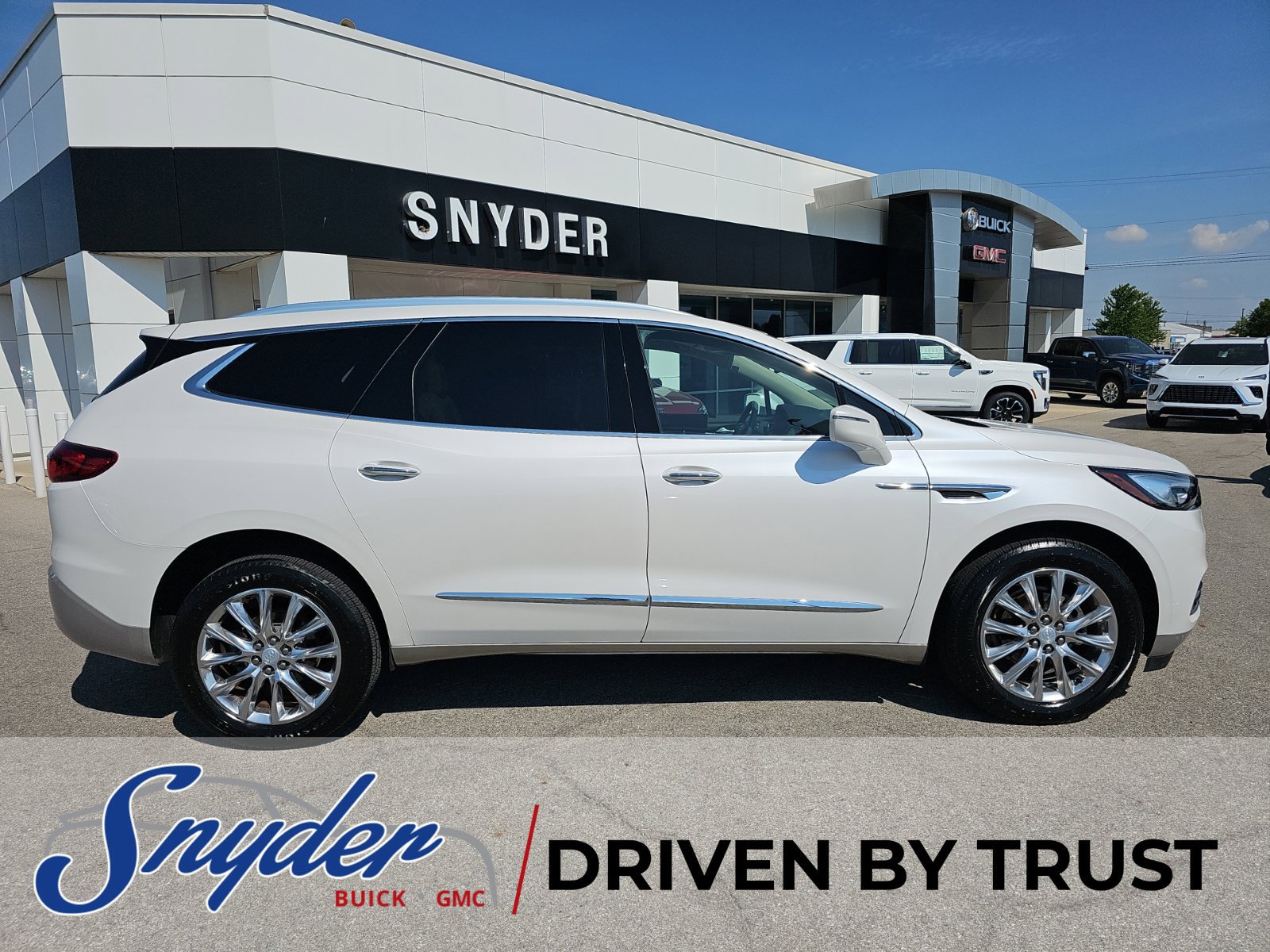 Used 2018 Buick Enclave Premium FWD image 8