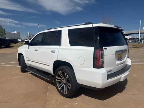 Used 2020 GMC Yukon Denali w/ Denali Premium Package image 2